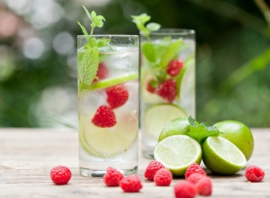 Người cao huyết áp uống gì để hạ huyết áp ? 9 loại nước uốc tốt cho huyết áp cao